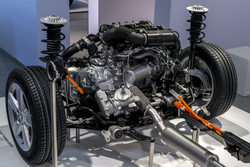 BMW построят гибридный 2-Series Active Tourer PHEV