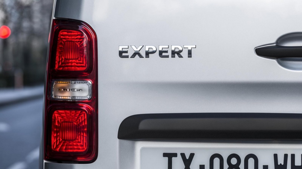 Новый Peugeot Expert представлен официально