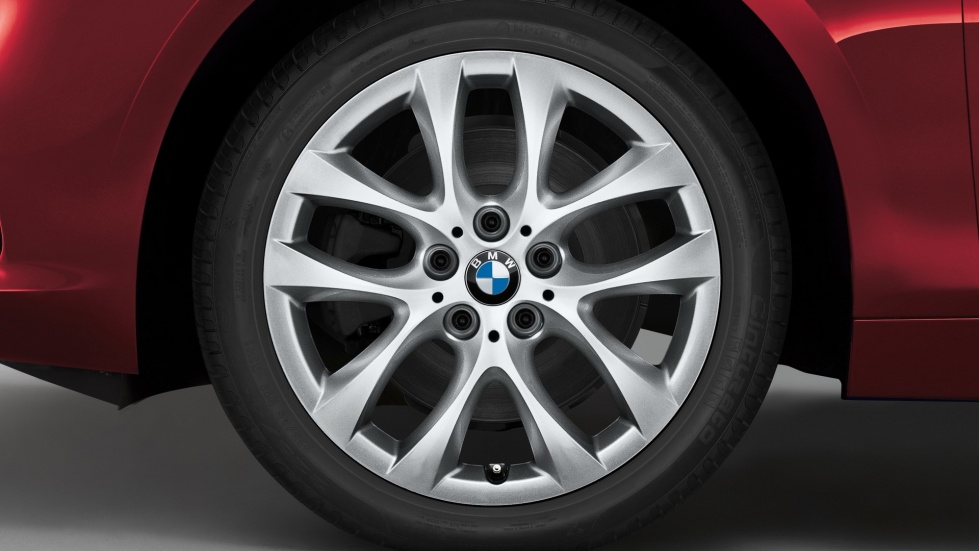 BMW приготовили спецверсию 2-Series Active Tourer Fashionista для рынка Японии