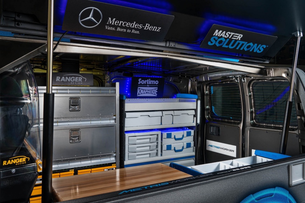 Ящик с инструментами на колесах - Mercedes-Benz Metris от RENNtech
