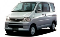 Daihatsu Atrai 2001-2005 минивэн 0.7 AT (64 л.с.) полный привод, бензин
