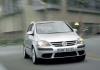 Volkswagen Golf Plus 2004-2009 минивэн Cross 1.6 AMT (102 л.с.) передний привод, бензин