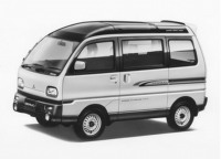 Mitsubishi Bravo 1989-1990 минивэн 660 AX high roof