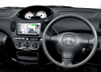 Toyota Funcargo 2002 (Тойота Функарго 2002)
