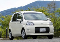 Toyota Porte 2012 минивэн