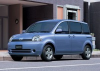 Toyota Sienta 2003 (Тойота Сиента 2003)