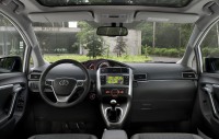 Toyota Verso 2012 (Тойота Версо 2012)