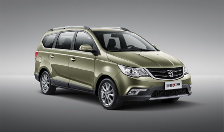 GM Baojun представили новый минивэн 730 для китайского рынка