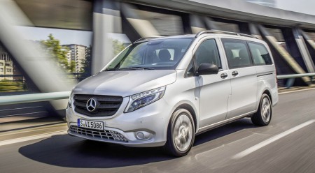 Mercedes назвал цены и комплектации Vito в России