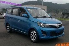 Шпионские фото: новый компактный MPV Xin Longma Qiteng EX80 V для рынка Китая