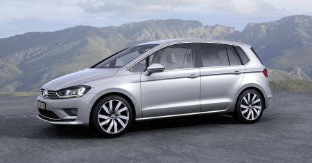 Volkswagen планирует продавать Golf Sportsvan в России
