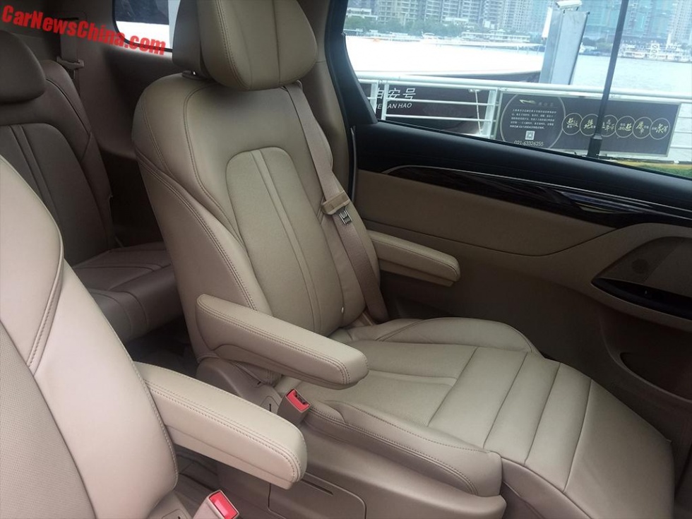 Фото нового Buick GL8 для рынка Китая