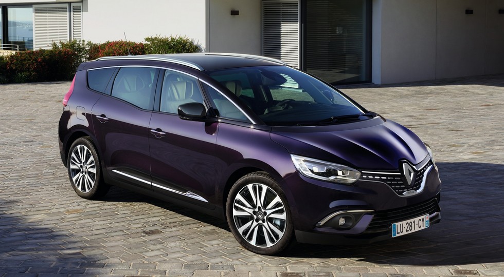 Семейство Renault Scenic получило роскошные версии Initiale Paris