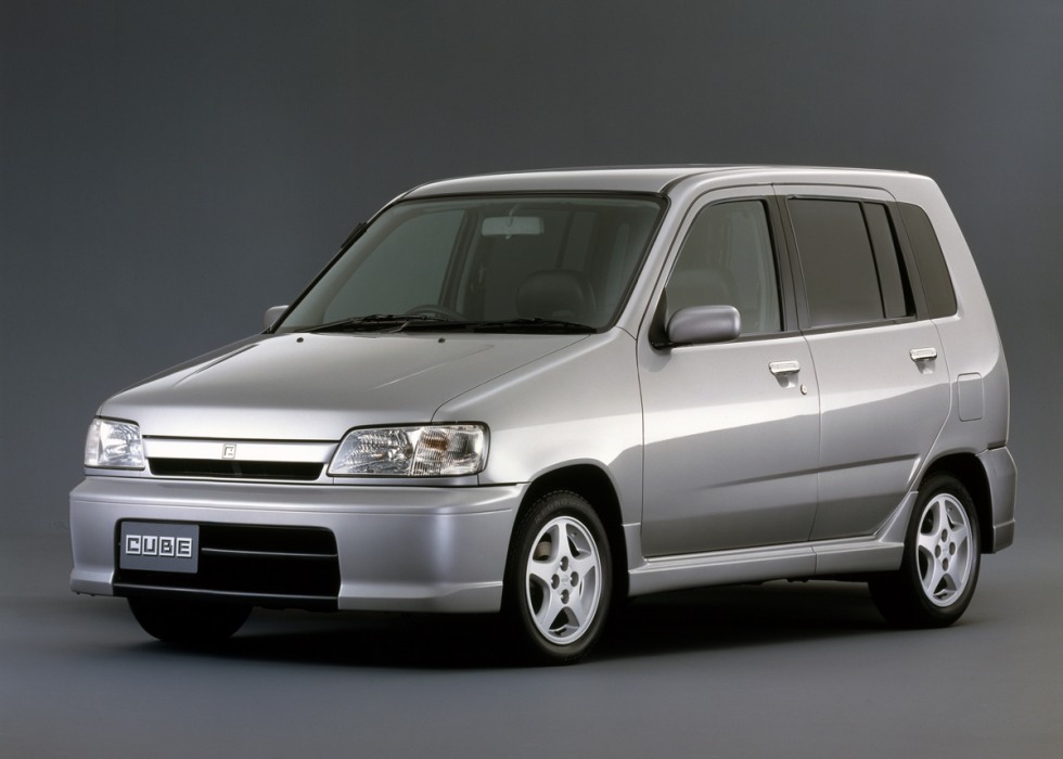 Nissan Cube 1998-2002 (Ниссан Куб)