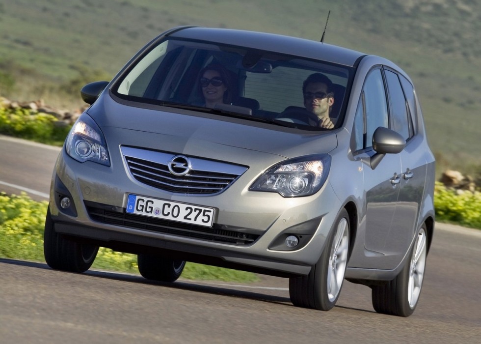 Фотографии Opel Meriva (2010) .