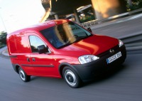 Opel Combo 2001-2003 минивэн 1.6 MT (97 л.с.) передний привод, бензин