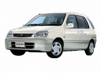 Toyota Raum 1997 (Тойота Раум 1997)