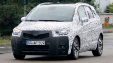 Новый Opel Meriva показался на шпионских фото