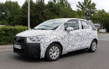 Новый Opel Meriva превратят в псевдокроссовер