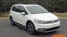Компактвэн Volkswagen Touran получит "внедорожную" версию