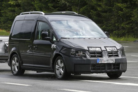 Новый Volkswagen Caddy  тестируют в Альпах